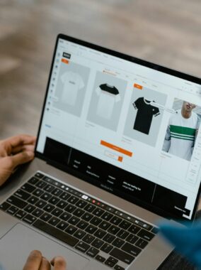 eCommerce <br>Web Design